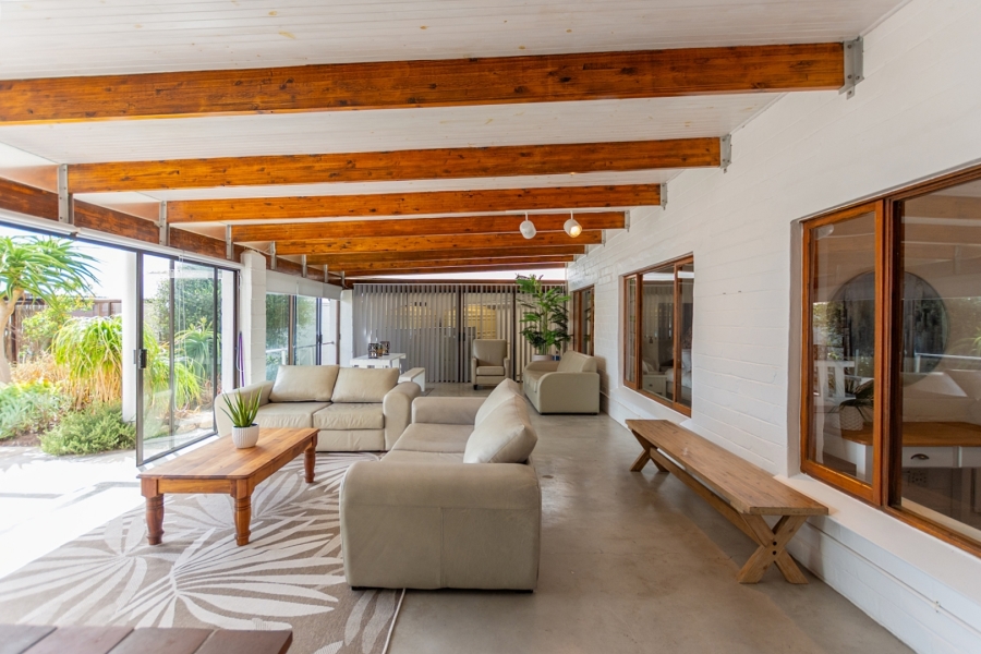 3 Bedroom Property for Sale in Britannia Bay Western Cape